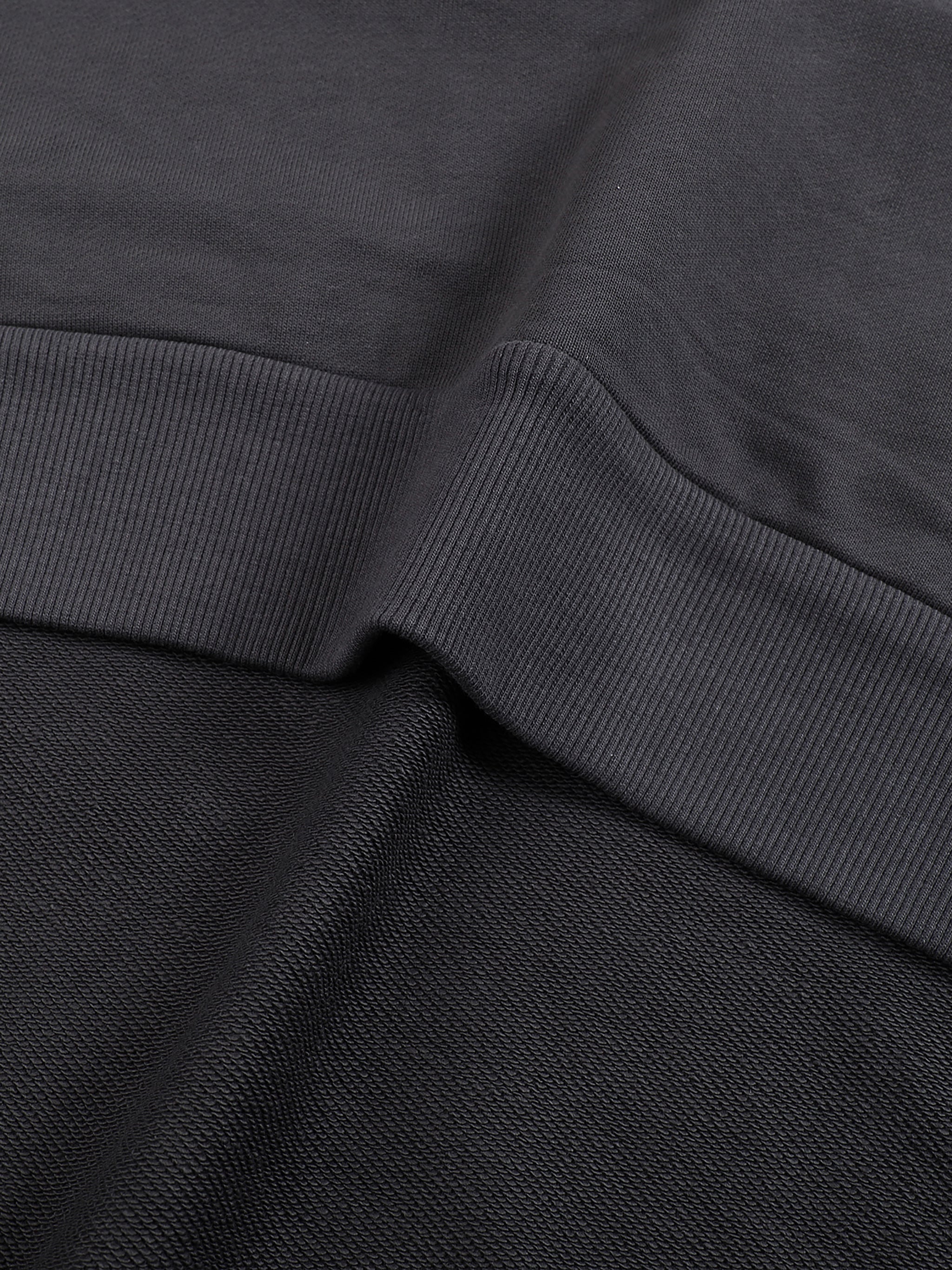 Boxy Hoodie ,Black hoodie ,Streetwear ,Outerwear ,Sweatshirt 